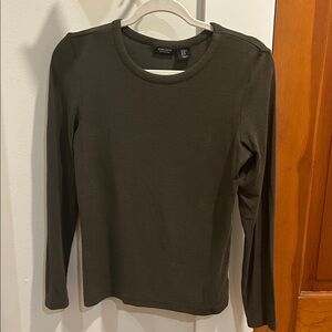 Jones New York Olive Green Long Sleeve Tee